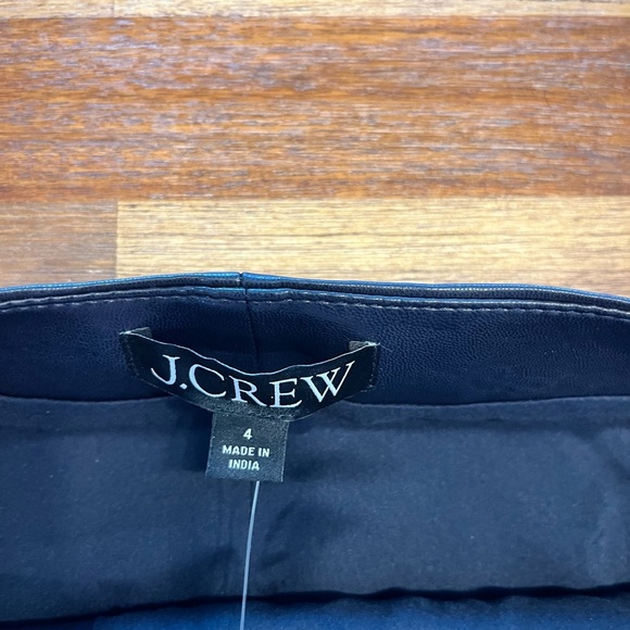 J. Crew Mini wrap skirt in navy blue faux patent leather women’s Size 4 NWT - Picture 9 of 12